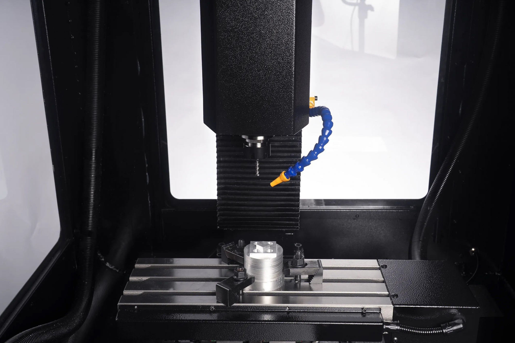 Станок фрезерный настольный с ЧПУ MACHINDEX HUMBIRD CNC
