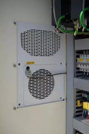Вертикальный обрабатывающий центр с ЧПУ MILLMASTER VMM-830 G3